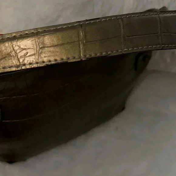 Vintage Y2K Gold Metallic Nine Purse Mobwife Faux croc Handbag Shoulder bag EUC - Picture 8 of 14